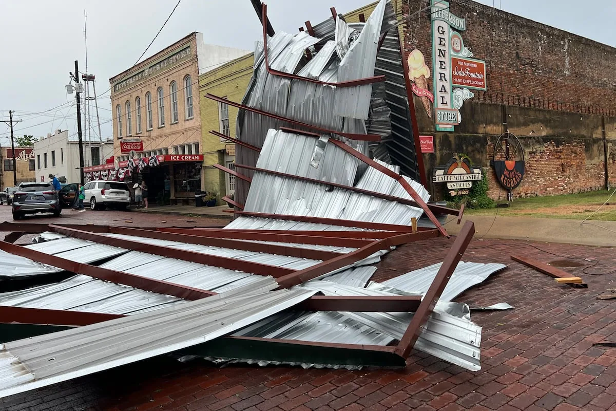 Commercial Tornado Damage Roof Repair in Davie, FL