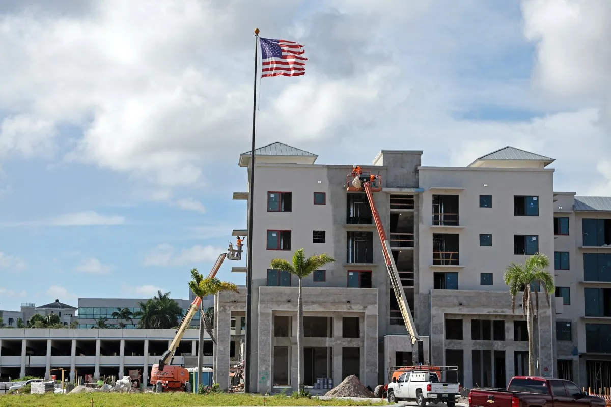 Commercial Roofing in Plantation Midtown Development District, Plantation, FL Commercial Roofing in Plantation Midtown Development District, Plantation, FL